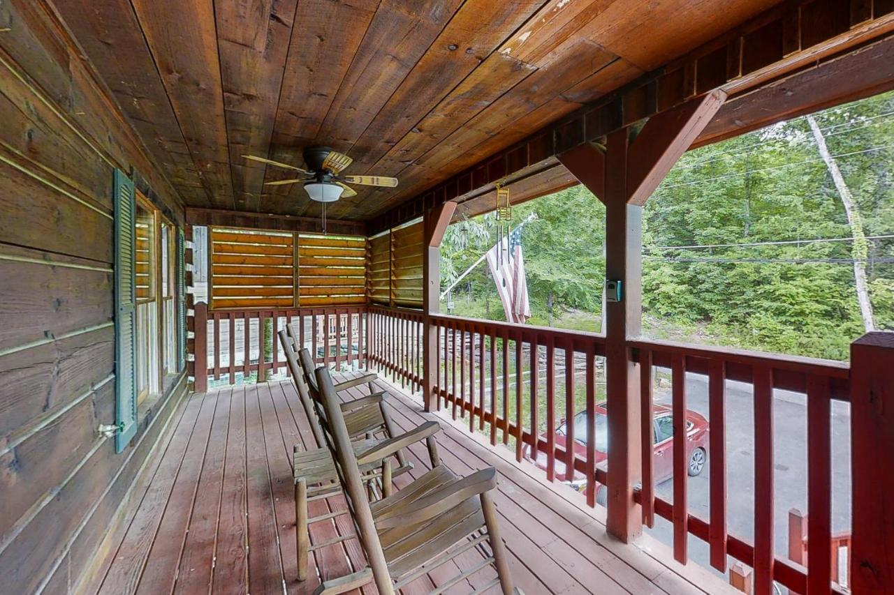 Bear Creek Villa Pigeon Forge Exterior photo